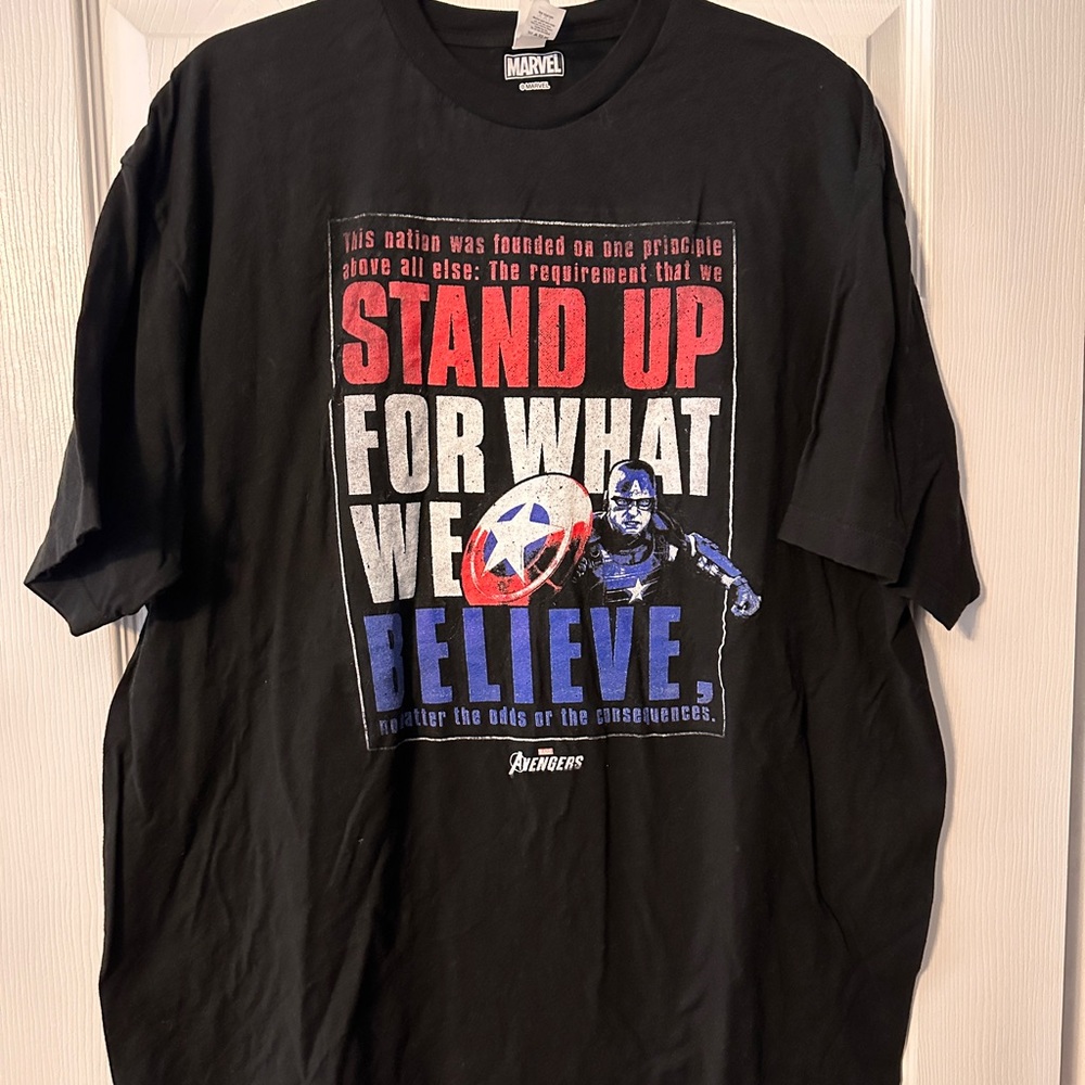 Captain America T-Shirt